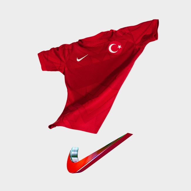 A Milli Takım'ın yeni formaları tanıtıldı