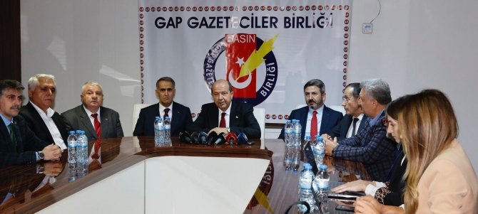 Cumhurbaşkanı Tatar, Adıyaman’da GAP Gazeteciler Birliği’ni ziyaret etti