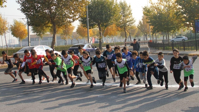 Kayseri'de "Atatürk'ü Anma Koşusu" düzenlendi
