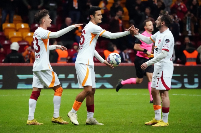 Galatasaray hazırlık maçında Villarreal'e yenildi