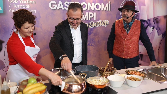 Bakan Kasapoğlu "Gastronomi Kampı"na katıldı