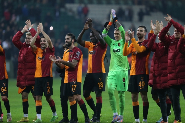 Galatasaray rekorlarla dönüyor