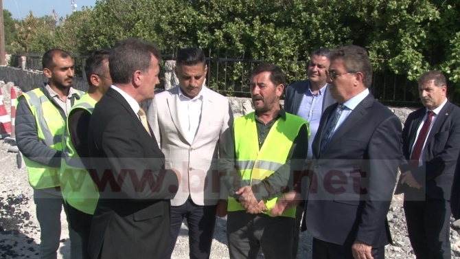Başbakan Üstel Alsancak yolu ikinci etap çalışmalarını inceledi…Üstel: Eylem yapılsın ama sabotaj varsa hükümeti karşılarında bulacaklar